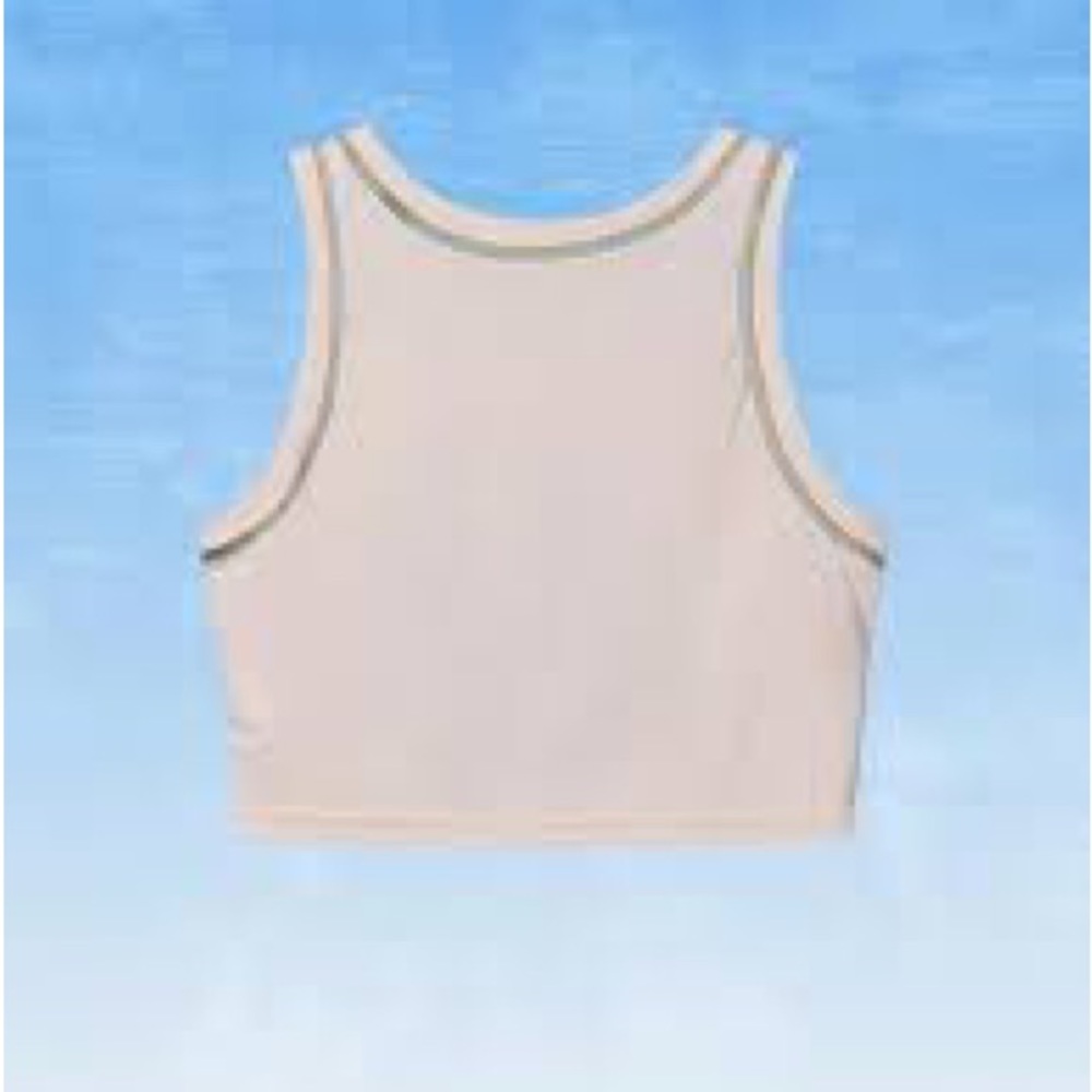 Comfy Graphic Tank - Picture 2 of 5